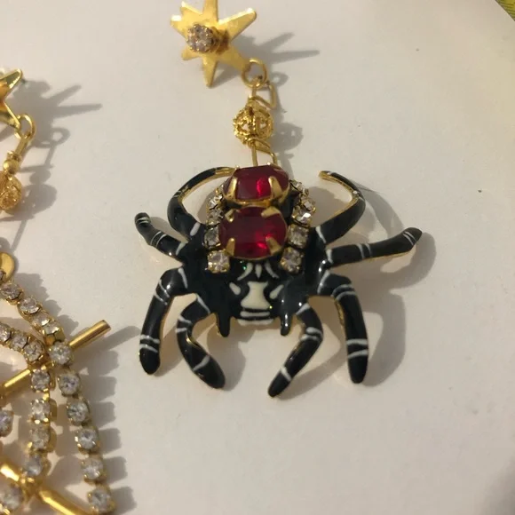 Lunch At The Ritz Gold And Black Crystal Spider Spiderweb Dangle Earrings - Picture 5 of 8
